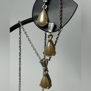 Vintage Roman Teardrop Pearl Necklace & Earrings w. Keystone Crystal, 18” Chain